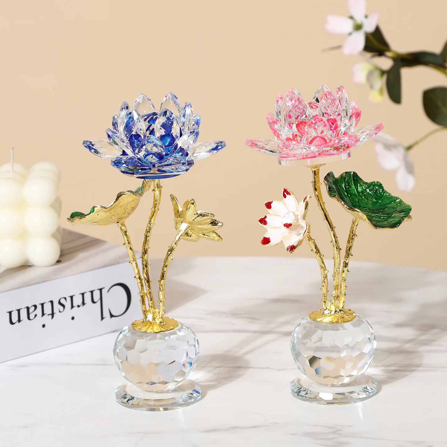 Χονδρική από εργοστάσιο Νέα άφιξη Κρύσταλλος Λουλούδι Λωτού Πολύχρωμο Σχέδιο Κρύσταλλος Γυαλί Δώρο για Διακόσμηση Σπιτιού και Γάμου