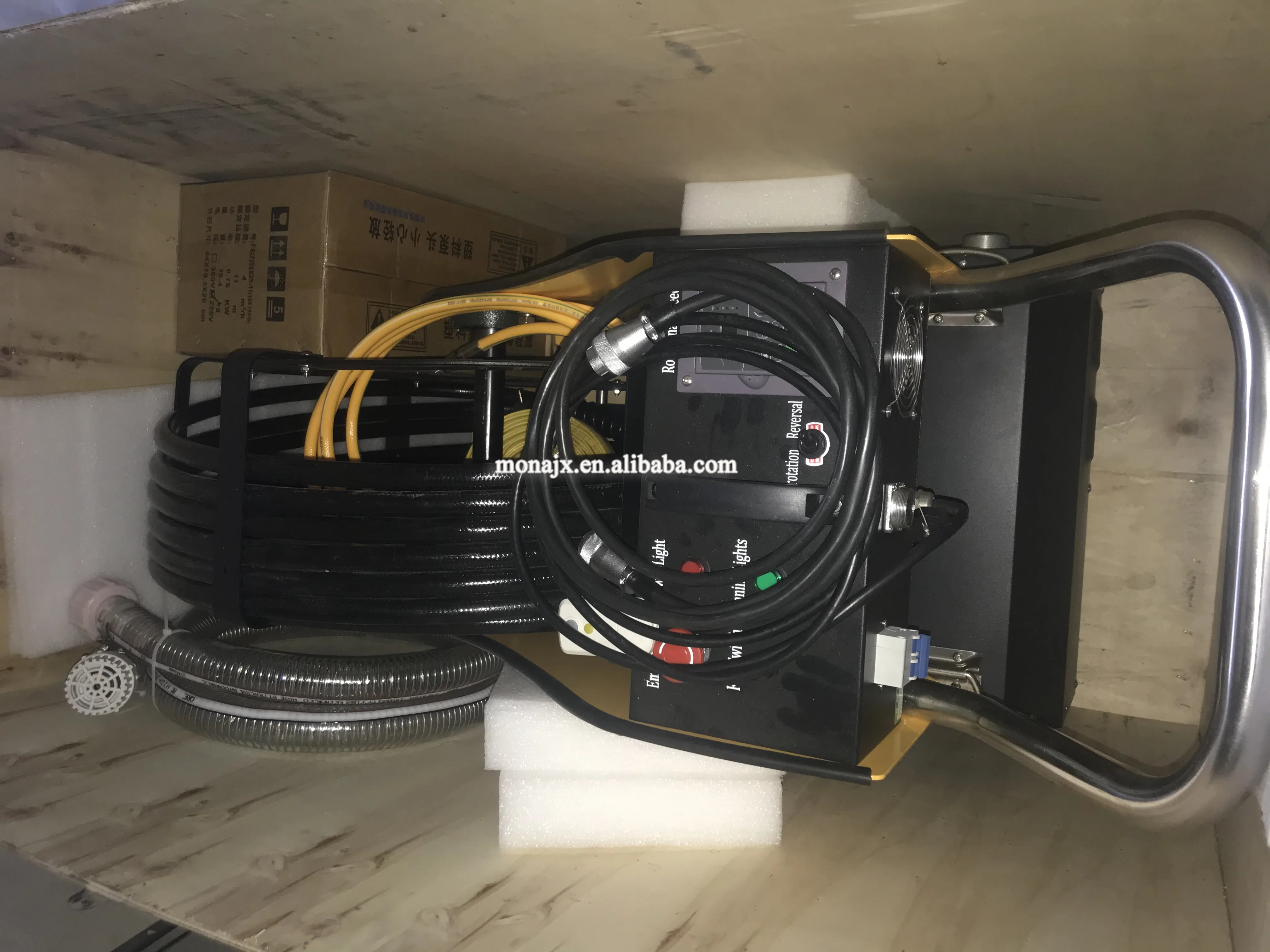 kitchen ducted exhaust hood cleaning machine