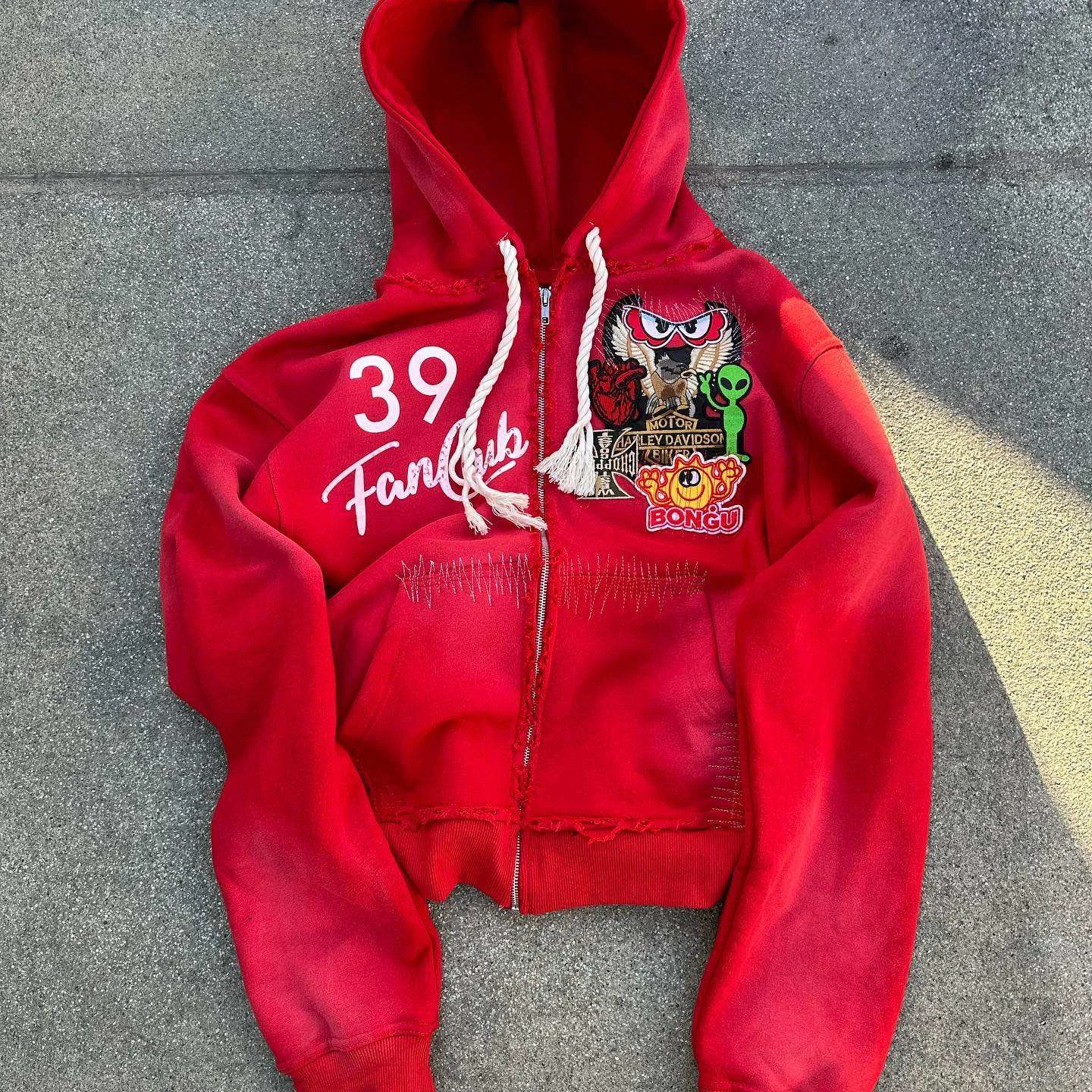 Custom Embroidery Men Heavyweight Sun Faded Zip-Up Hoodie with Embroidered Chenille Patch Applique Boxy Design for Winter Season gallery 2