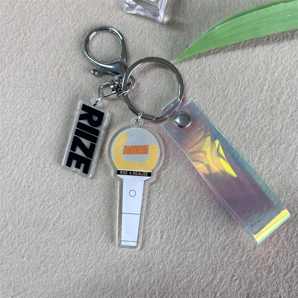 KPOP ATEEZ ILLIT TWS RIIZE Light Stick Acrylic Laser Keyring