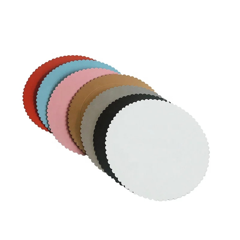 Yiwu Aotong Different Color Scalloped Die Cut Edge Round 2mm Grey Board Cake Board  for Cake Decorate