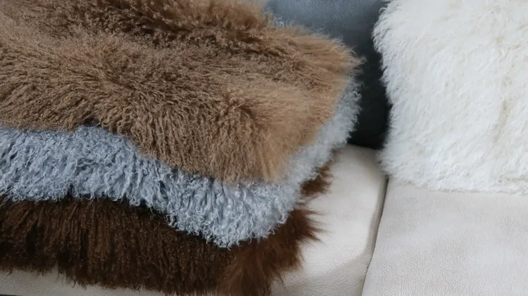 fur sheepskin rug (13).JPG