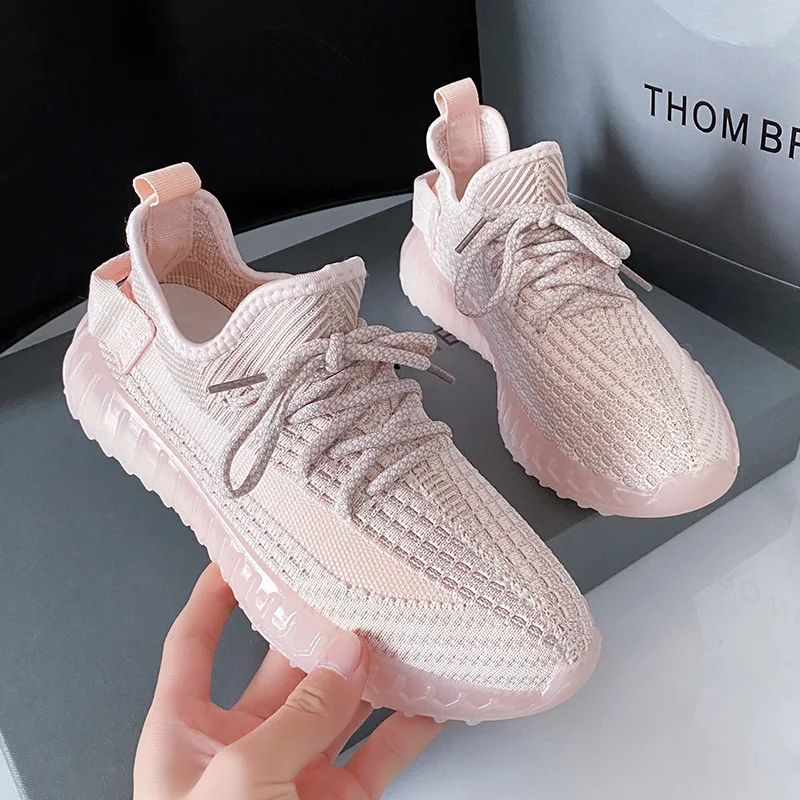 Source 2022 New design Fashion comfortable men's sport shoes unisex casual  yeezy sneaker shoes For yeezy 350 on m.alibaba.com