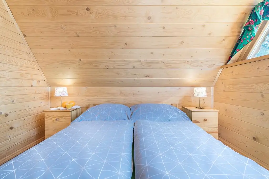 swiss Style  Quick Installation of Wood Made Prefabricated Cabin /resort/chalet
