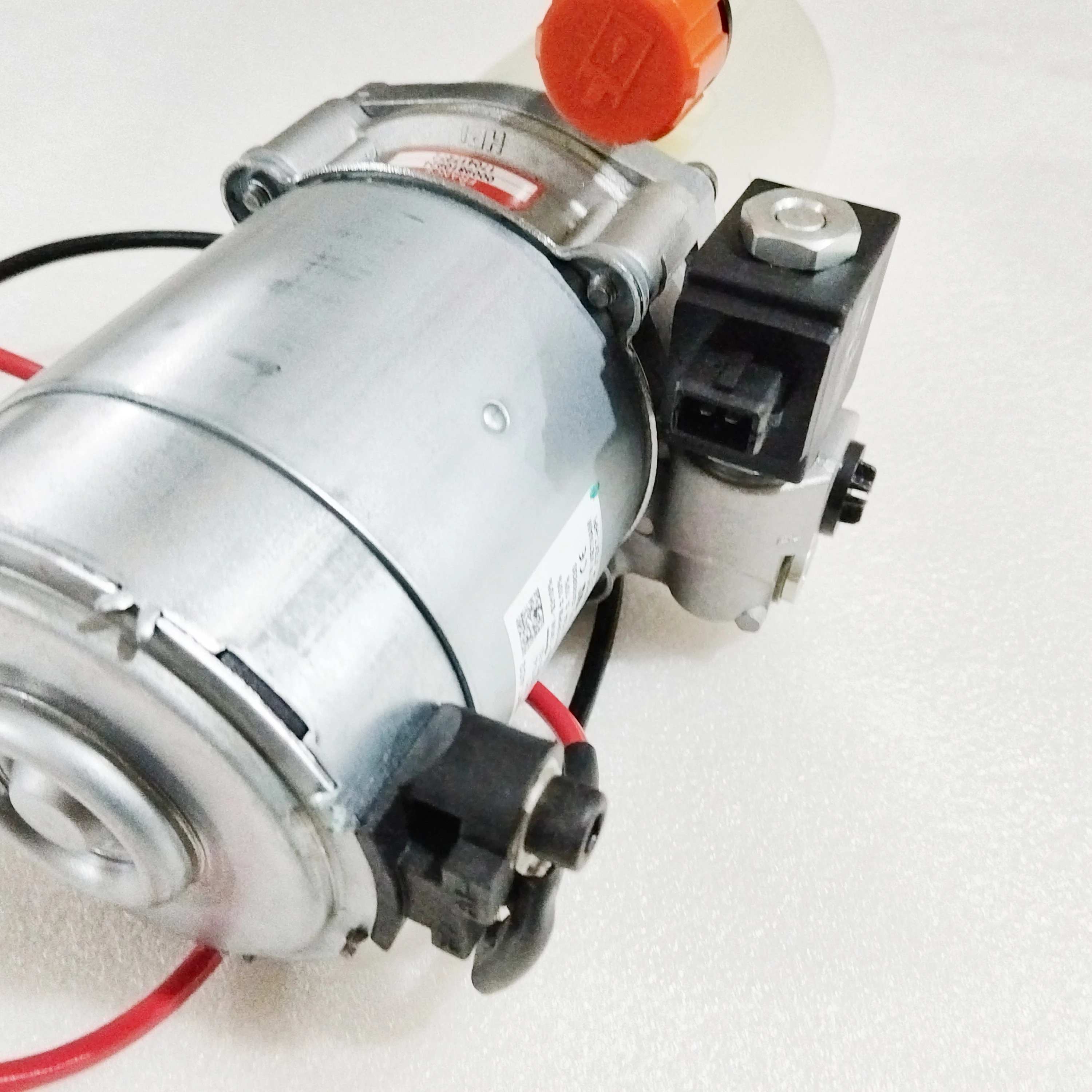 forklift spare parts original pump motor unit   24V 1.2kW 0009810924 for linde forklift parts 1158 supplier