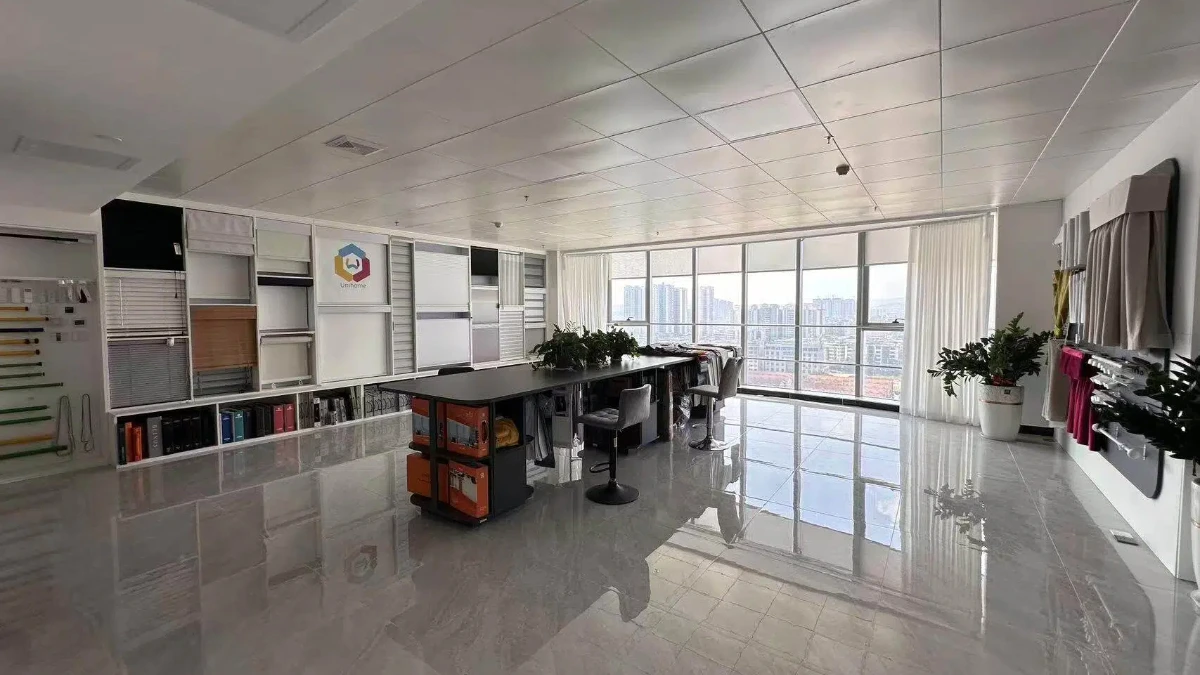 Guangzhou Unihome Smart Shade Technology Co., Ltd. 2