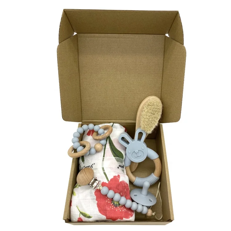 Заводская поставка Xiamen, подарок для новорожденного ребенка, прорезыватель, игрушка, деревянное кольцо, румяна, подарочный набор для ребенка с муслиновым одеялом