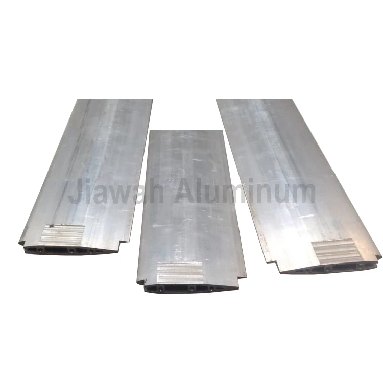 CNC Machined 6061 T6 Aluminium Profile for Boating Mast / Orange Anodizing Aluminium Extrusion for Hydrofoil Kiteboarding