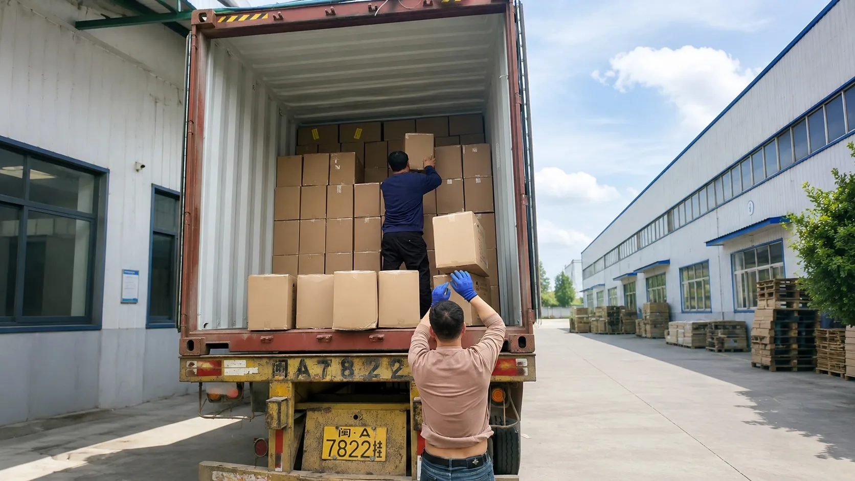 FUZESPLE footwear shipping capability