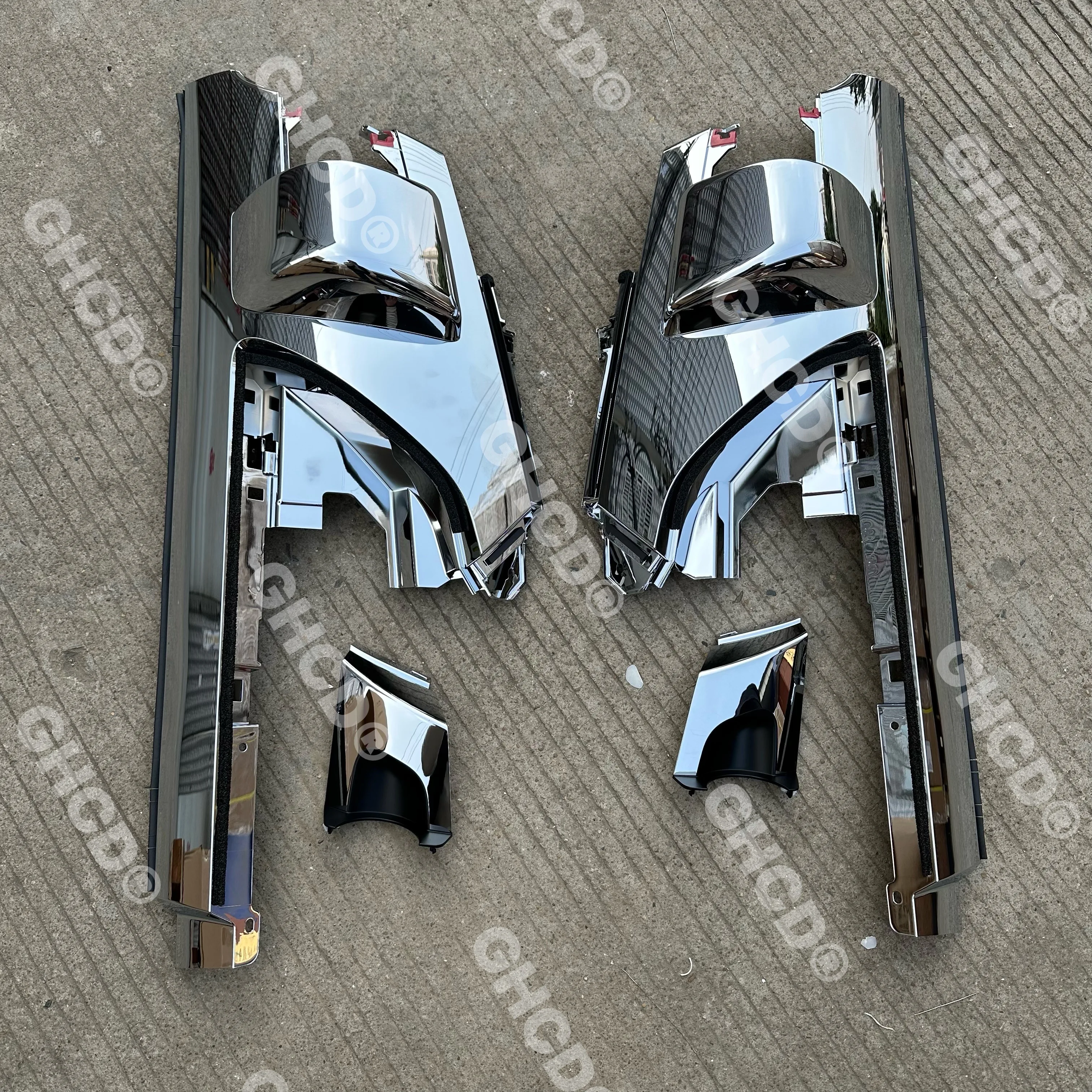 GHCD Hot Product/new Type Chrome Plated Curve Corner Panel for Japanese Truck ISUZU ELF 2023-ON
