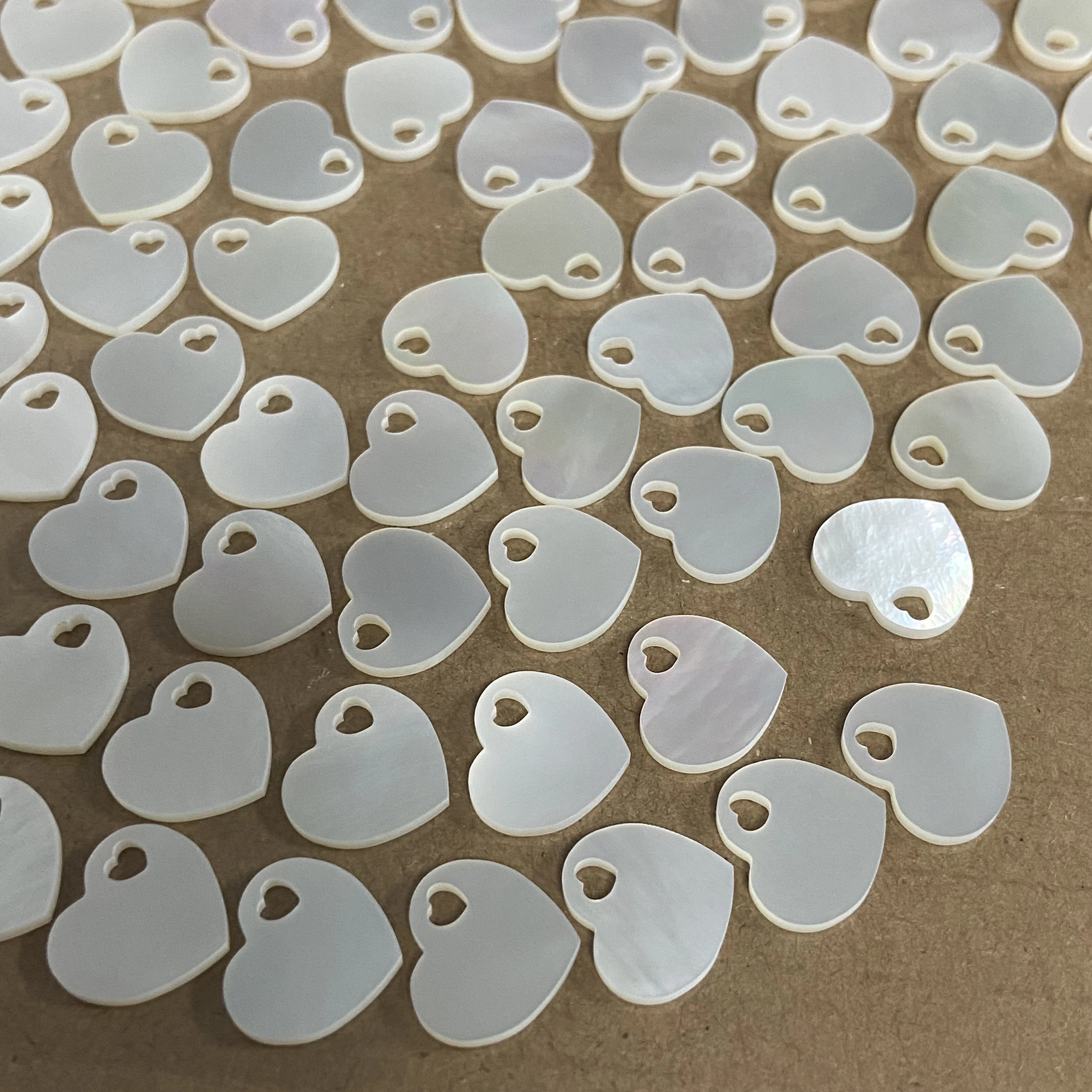 Natural Mother of Pearl Shell Double Flat Heart Shape Pendant Stone Drill Hole MOP Gemstone