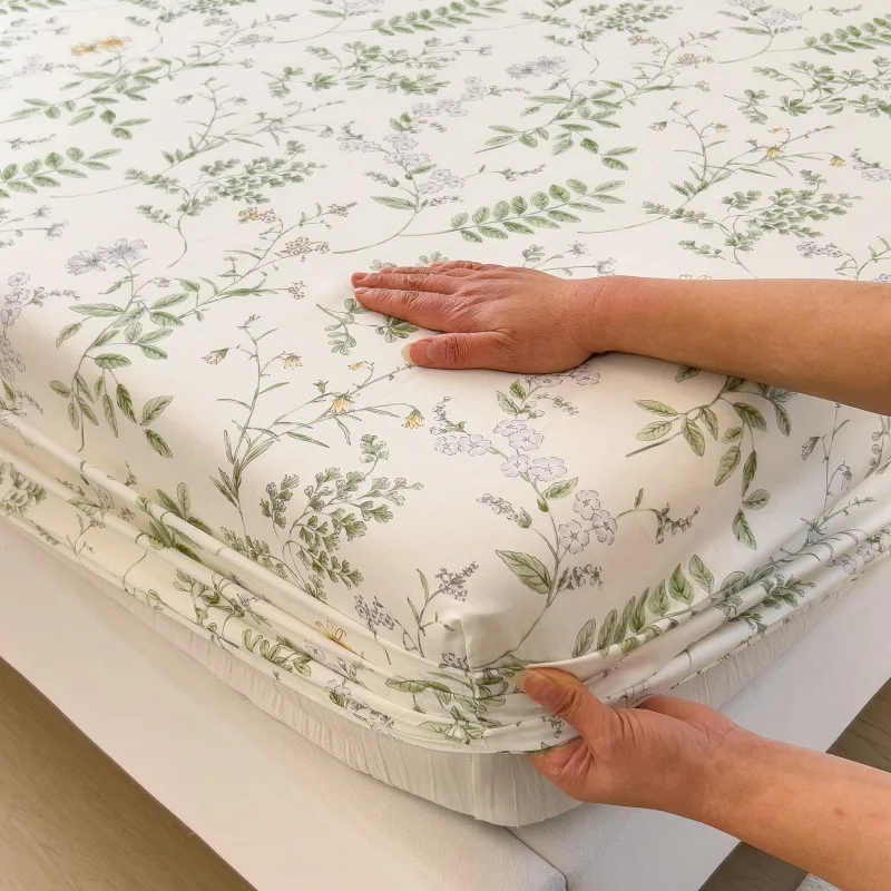 Hot selling All season Cotton bed cover Plant flower printing Mattress protective cover factory