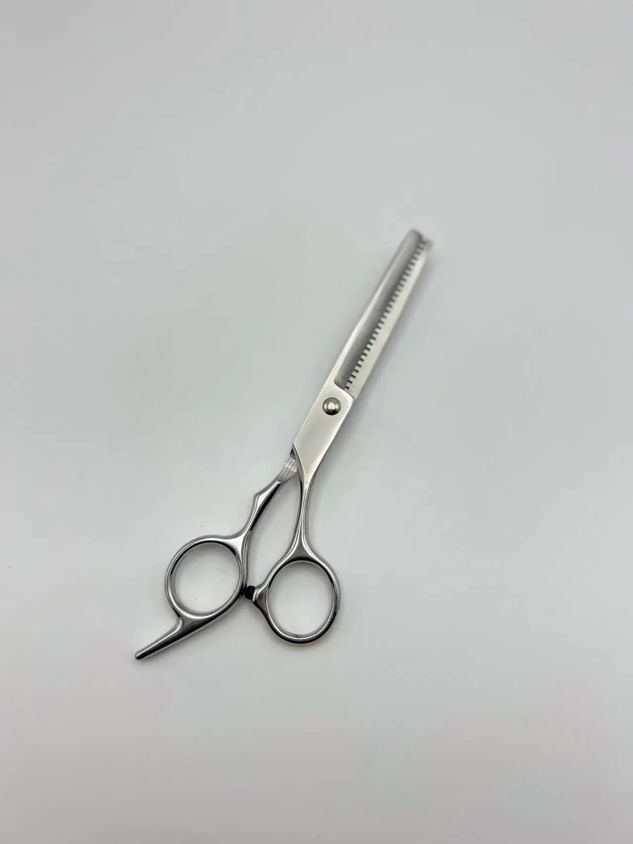 Professional V-Shape Teeth Hair Cutting Scissors Set New Type Beauty Barber Scissors Industrial Grade Stainless Steel Serrated