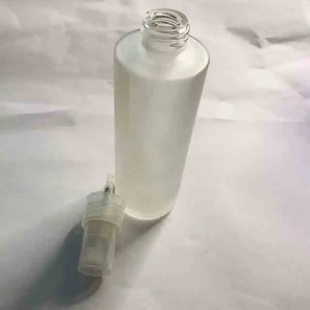 Good Quality 85ml Round Empty Frosted Glass Perfume Bottle with White Pump Sprayer