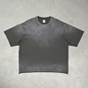 Gris oscuro