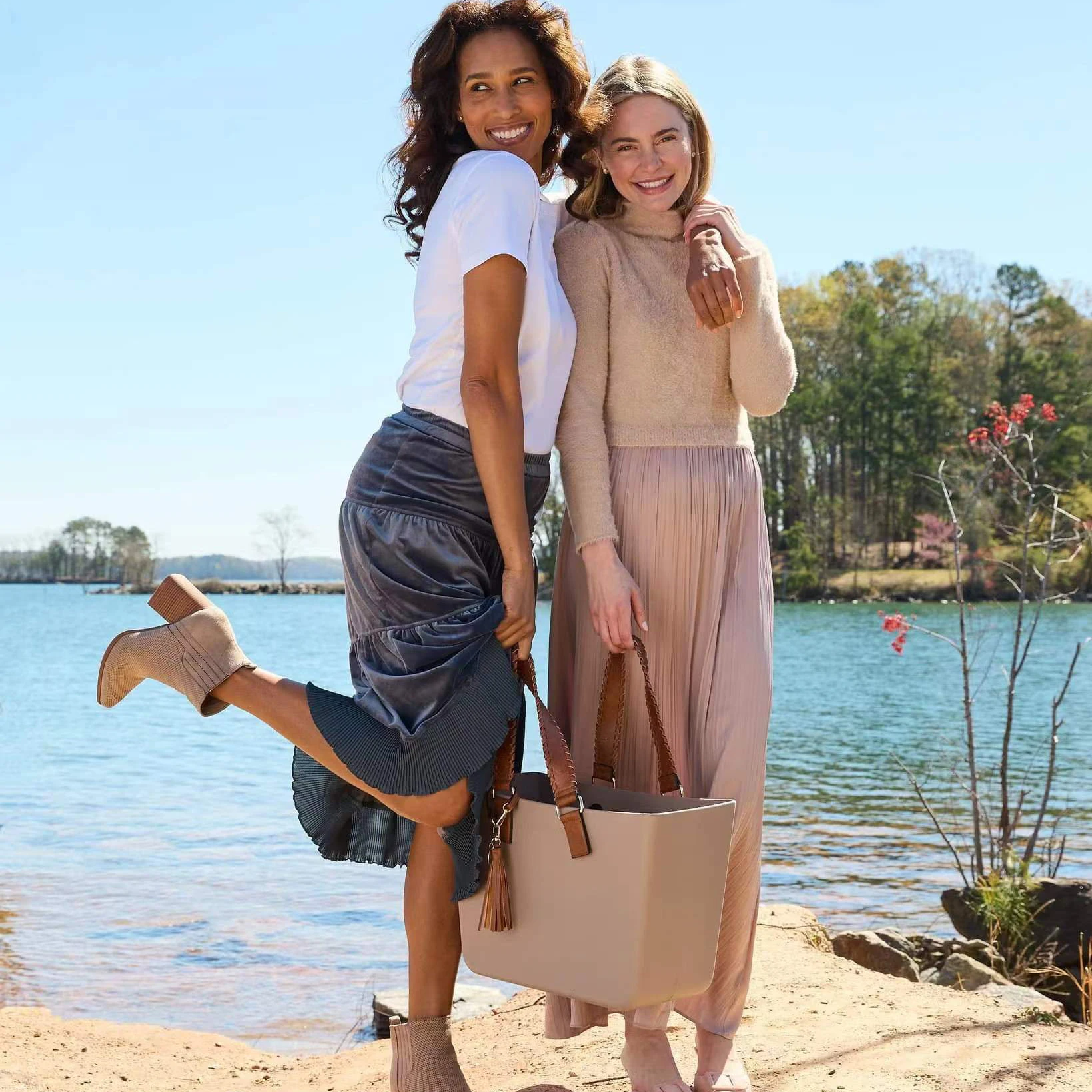 Large Capacity EVA Beach Bags Custom Logo Waterproof Fashion Tote Handbag Women Men Canvas Lining Outdoor Travel Silicone Bags