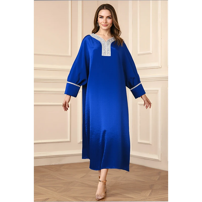 Wholesale Summer Islamic Clothing Breathable Embroidered Muslim Women's V Neck Kaftan Long Dress