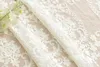 Stile 2: Ricamo bianco