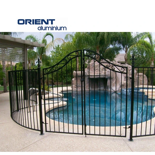 Outdoor Yard Modern Tubular Picket Fences and Gates Cheap White Simple Grill Boundary Wall Design for Houses China Balcony Fence