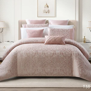 New Design Bed Jacquard Quilted King Size Comforter Set