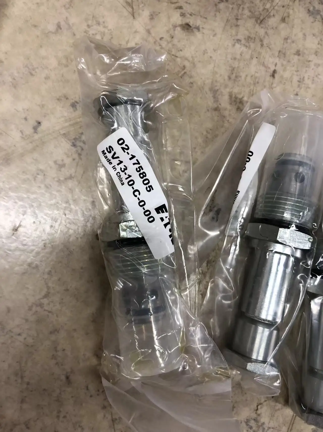 けい 1PCS新しいEaton SV13-10-0S-0-24DGH 300AA00122A