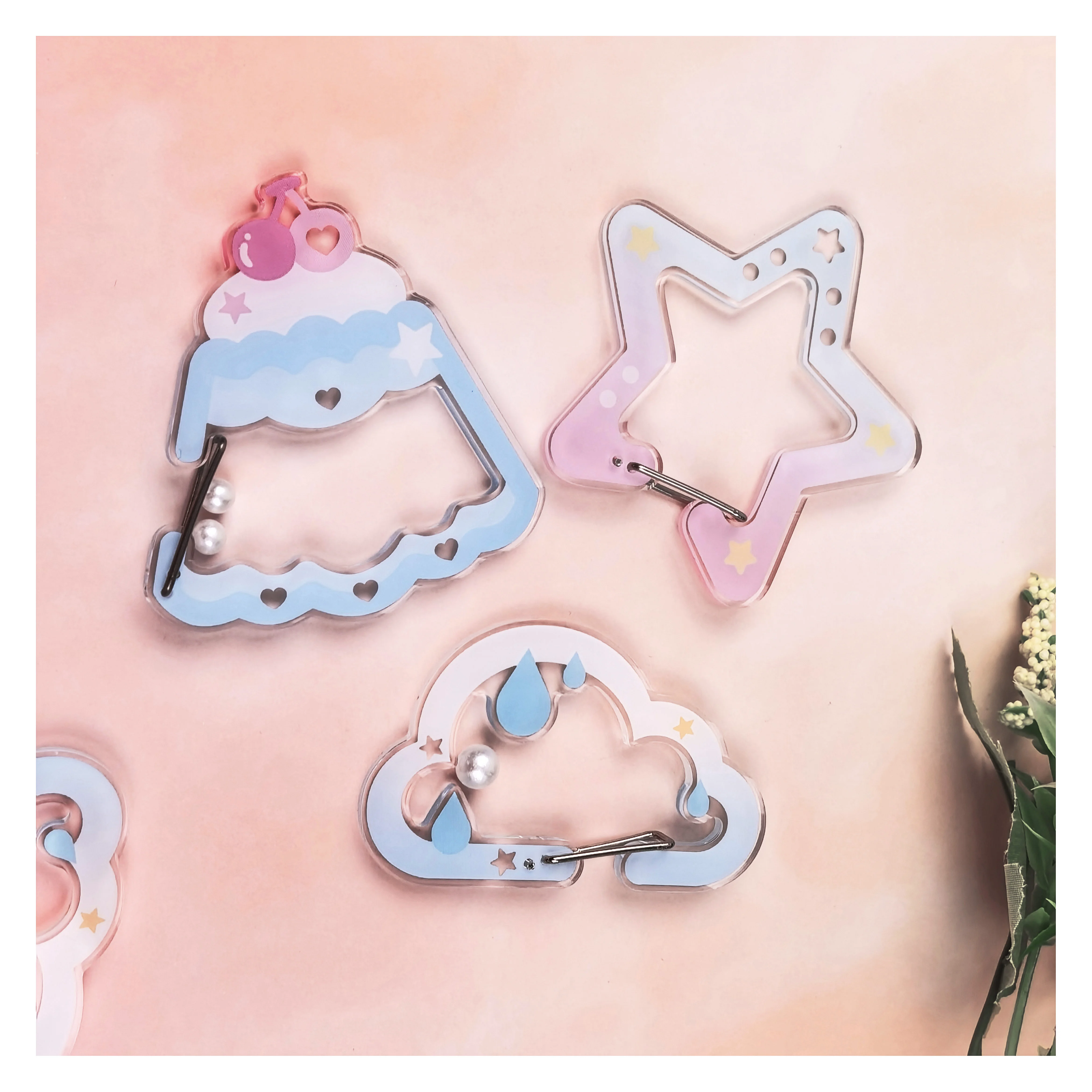Promotional Acrylic Carabiner Custom Design Logo High-Quality Printing Custom Shape Acrylic Charm Japan Anime Carabiner