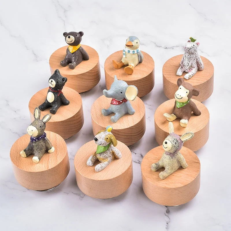 Creative Wooden Music Box for Kids Cute Round Animal-Themed Wind-Up Musical Carousel with Song Feature Home Decoration Gifts