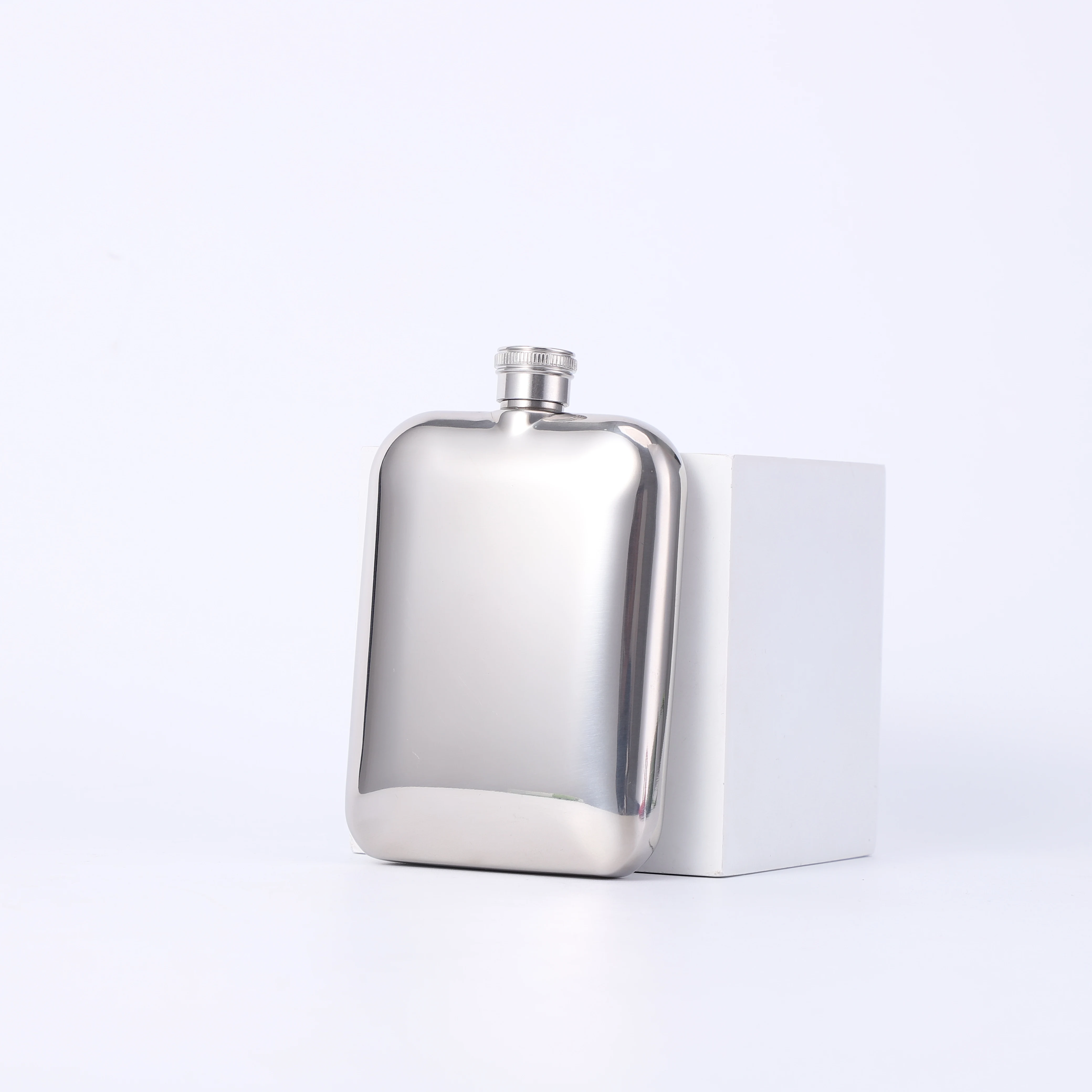 Wholesale 6oz  Pewter Hip Flask with Brown Leather Pouch Liquor Flask with Customize Leather Pouch