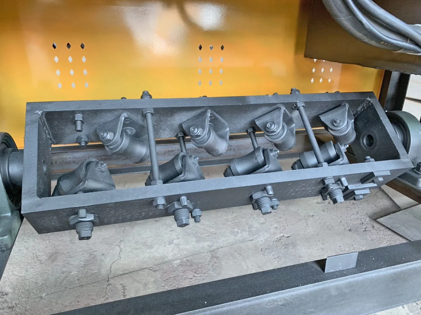 Wire Rod Straightening Cutting Machine Automatic Rebar Straightening and Cutting Machine