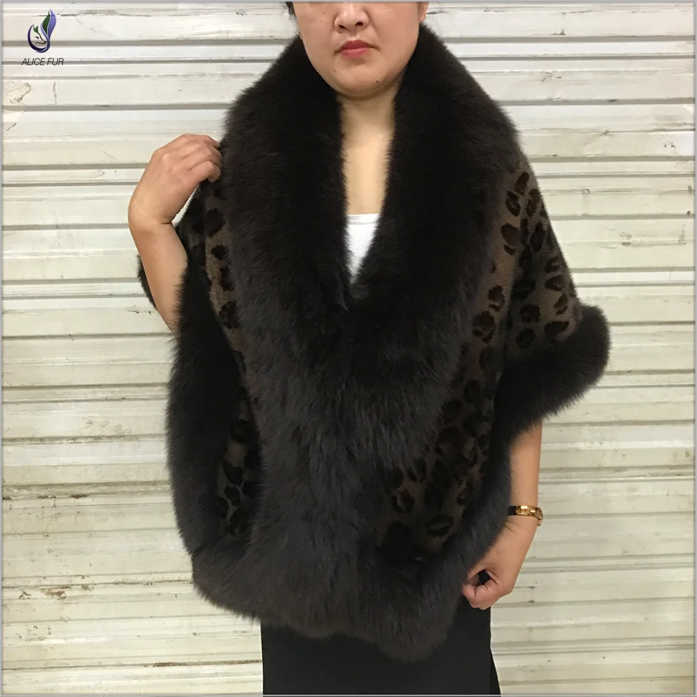 Sciarpa In Vera Pelliccia Di Visone Grigia Con Pom Pom - Lunga 155 Cm, Fatta A Mano - Donna