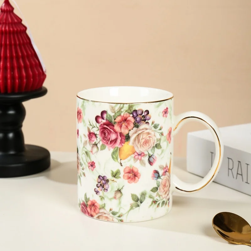 product wholesale floral ceramic coffee cup tea cups and saucers set bone china dinner set for parties  weddings-10