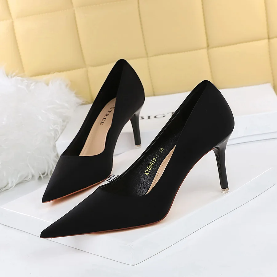 Wholesale Pointed Toe Lady Shoes Thin High Heels