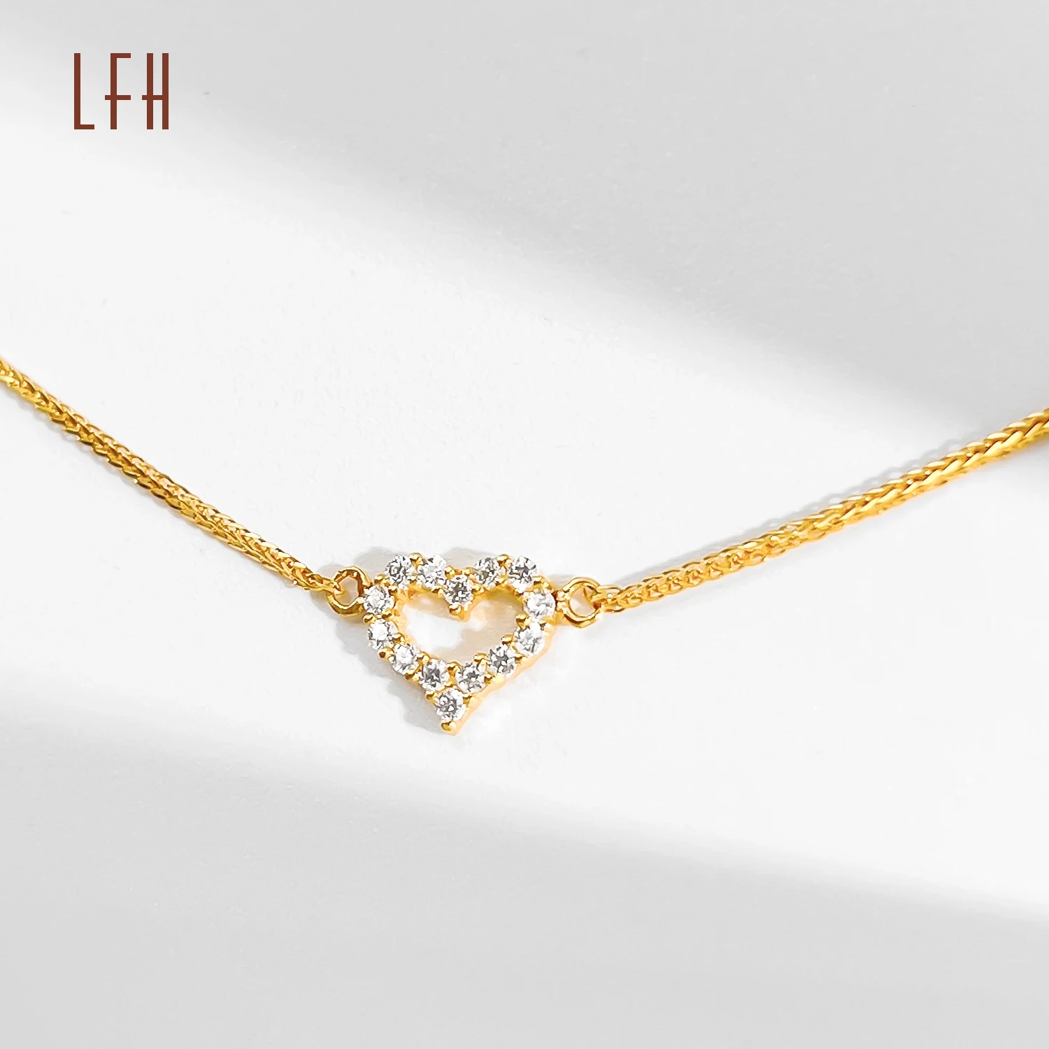 Fashion Au750 Pure 18k Gold Chain Heart Bracelet Jewelry Women Ladies