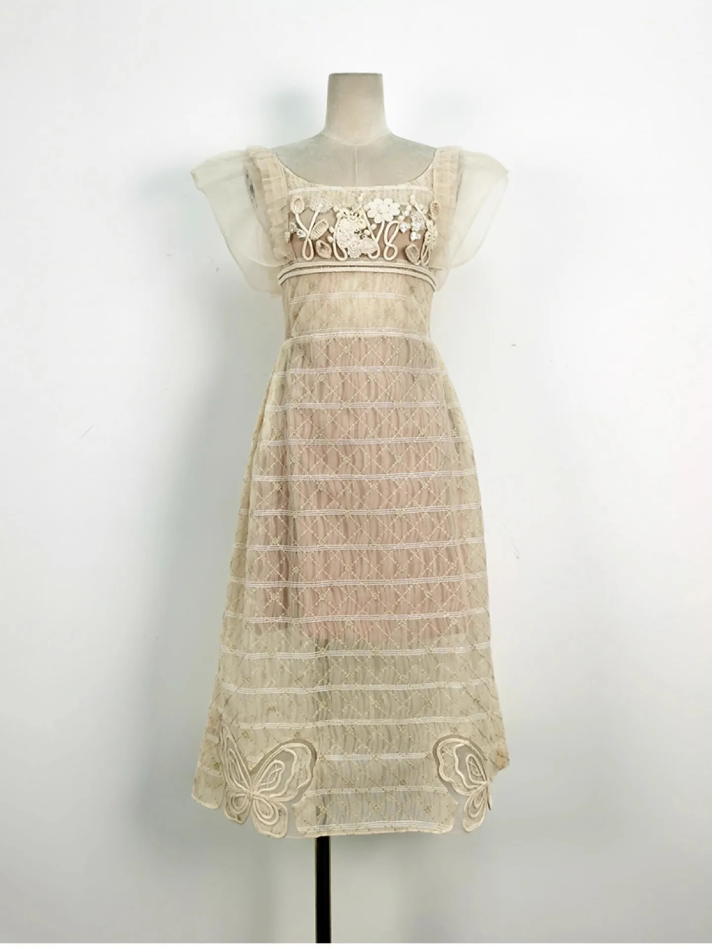 vietnam fairy dress UPDATED AVAILABLE VIETNAM: FAIRY MINI DRESS MIDI DRESS ROMPER CROPTOP Onhand and ready to ship LOCATION: Subangdaku Mandaue City, Cebu