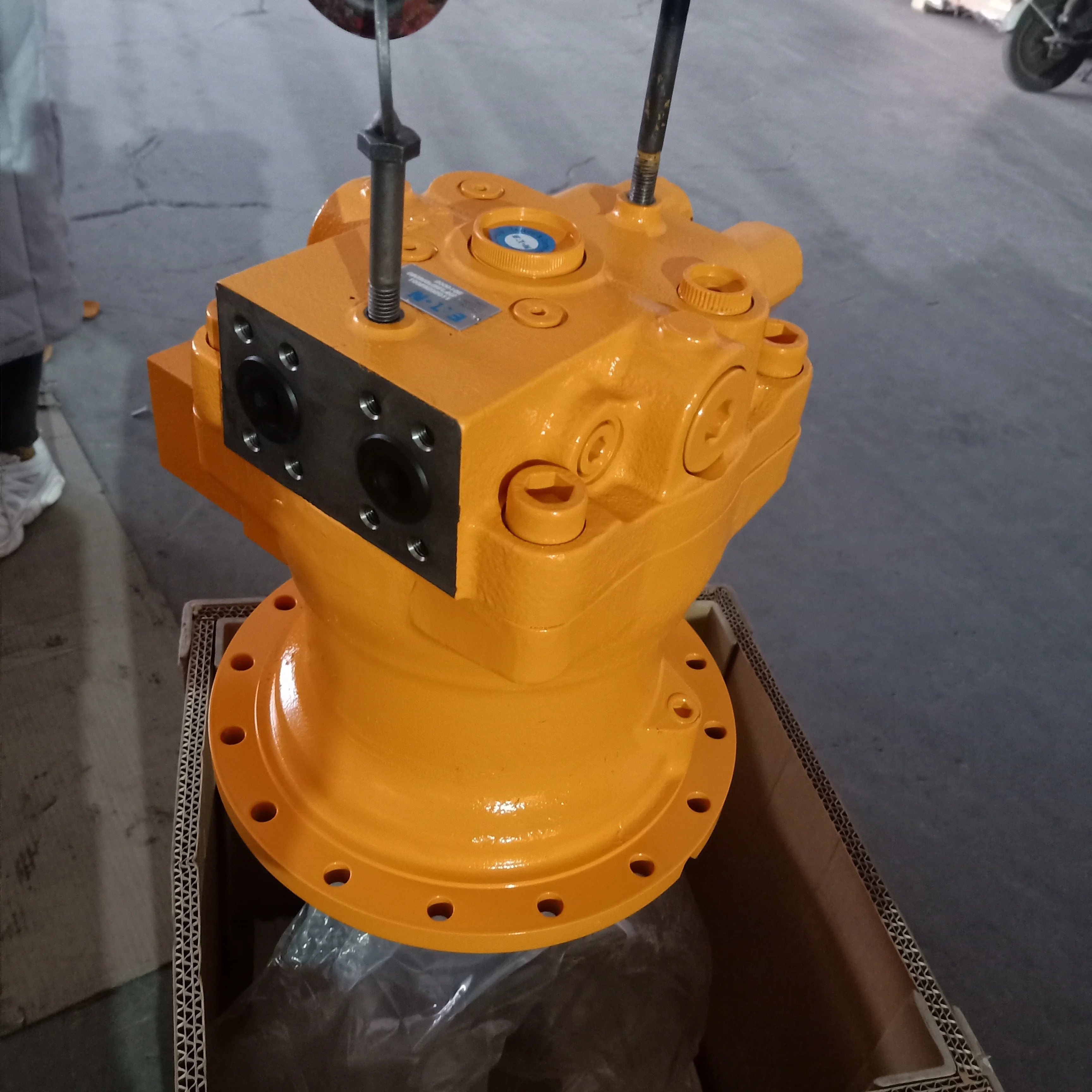 DELKEVIC スピードトリプル用2011〜2014 ３ヶ月使用！ DELKEVIC スピードトリプル用2011〜2014 3ヶ月使用