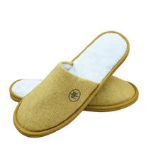 Factory Customized luxury Hotel Room Guest non-slip disposable hotel slippers with embroidery logo organza bag