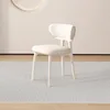Cuir blanc + griffes de chat blanc