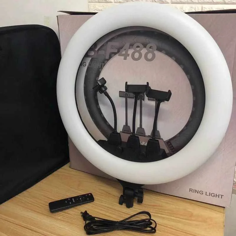Wholesale Dimmable 22 Inch 56cm Selfie Circle LED Ring Light  Remote Shutter for Live Streaming Makeup
