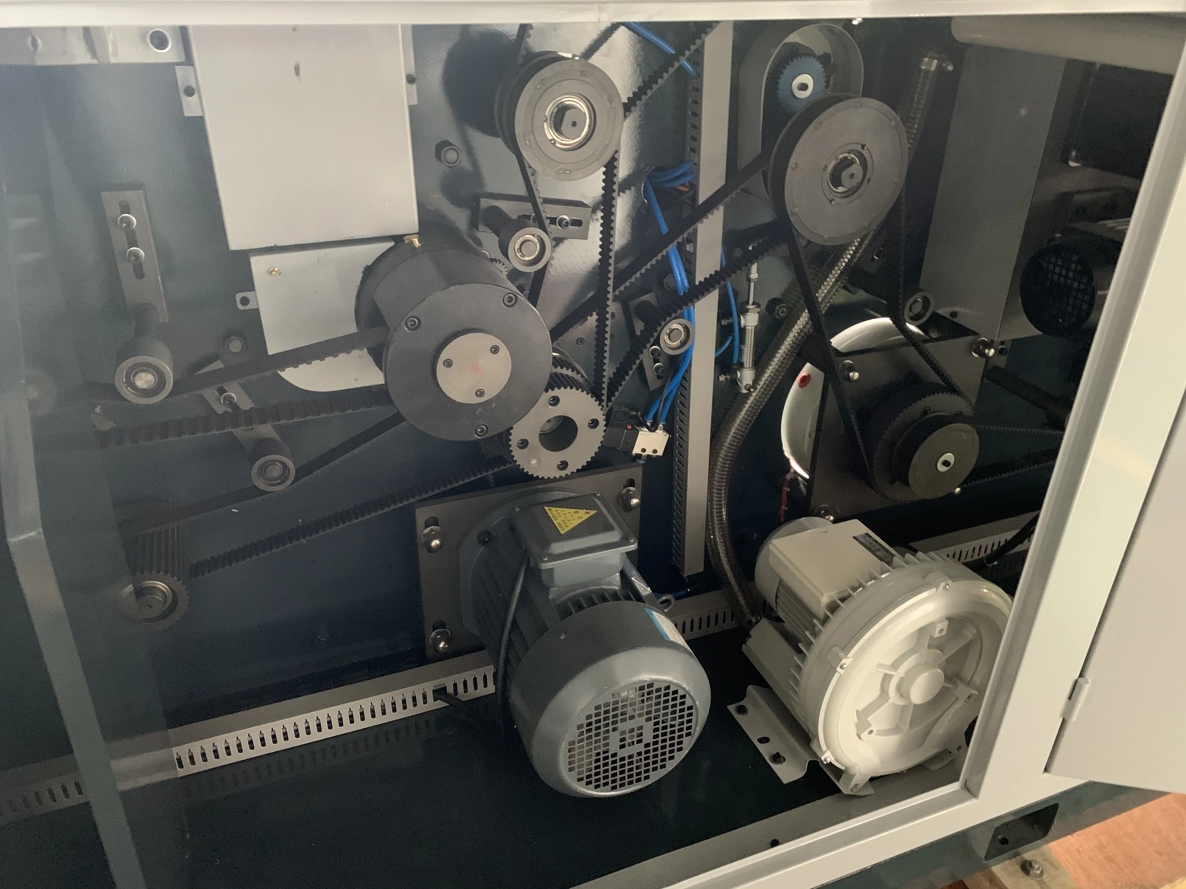 Automatic Rotary Adhesive Sticker Label Die Cutting Machine Turret ...