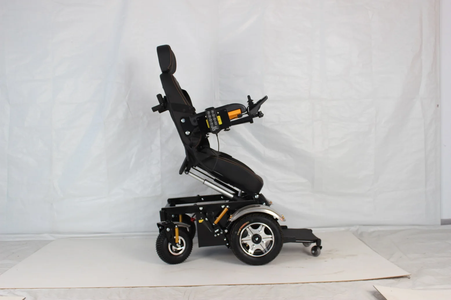 Electric standing wheelchair off road power wheelchairs fully intelligent medicine power stand up wheelchair for disabled-TH303 supplier