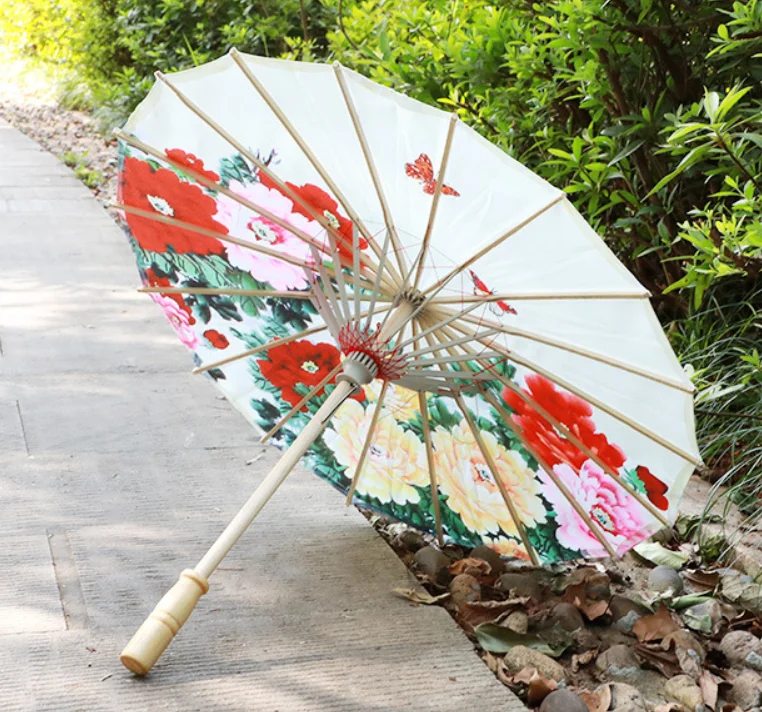 Бумажный зонтик. Зонтик декоративный. Китайский зонт от солнца. Японские украшения на зонтик.