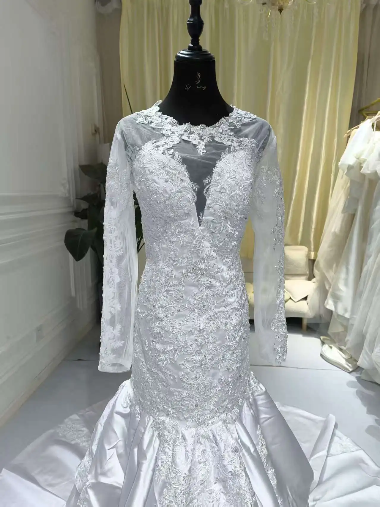 bustle for mermaid wedding dress Vittoria