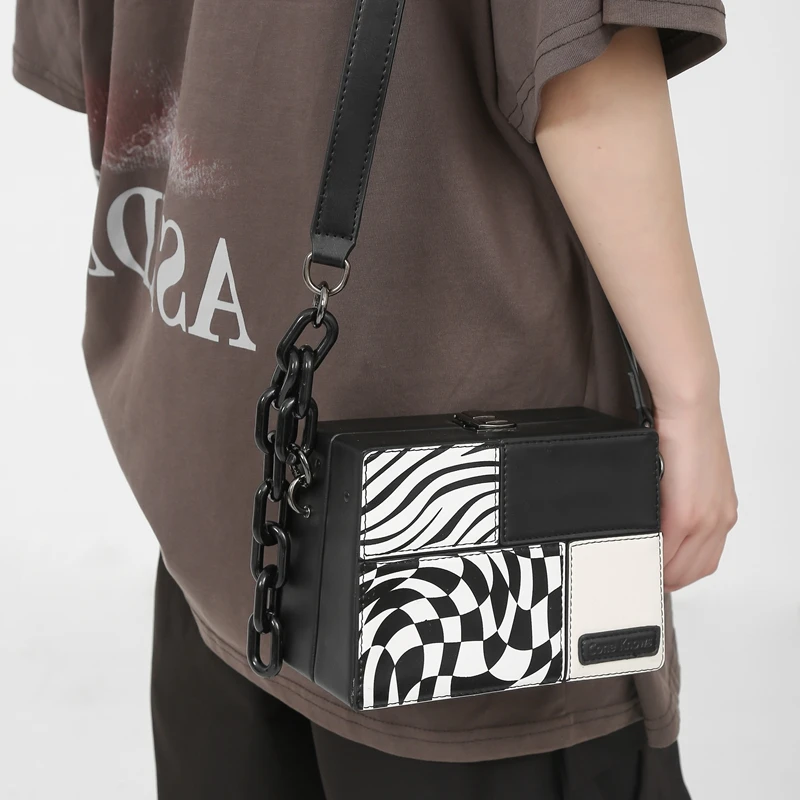 ショルダーバッグ Luxury Street Wear INFLATION Shoulder Bag it. unisexual X-Travel Expandable shoulderbag