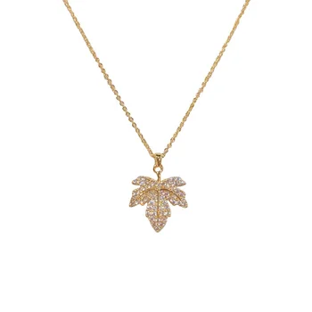 New Arrival Stylish Micro-Embedded Maple Leaf Pendant Necklace Exquisite Fashion Trendy Clavicle Chain Brass for Classy Outfits
