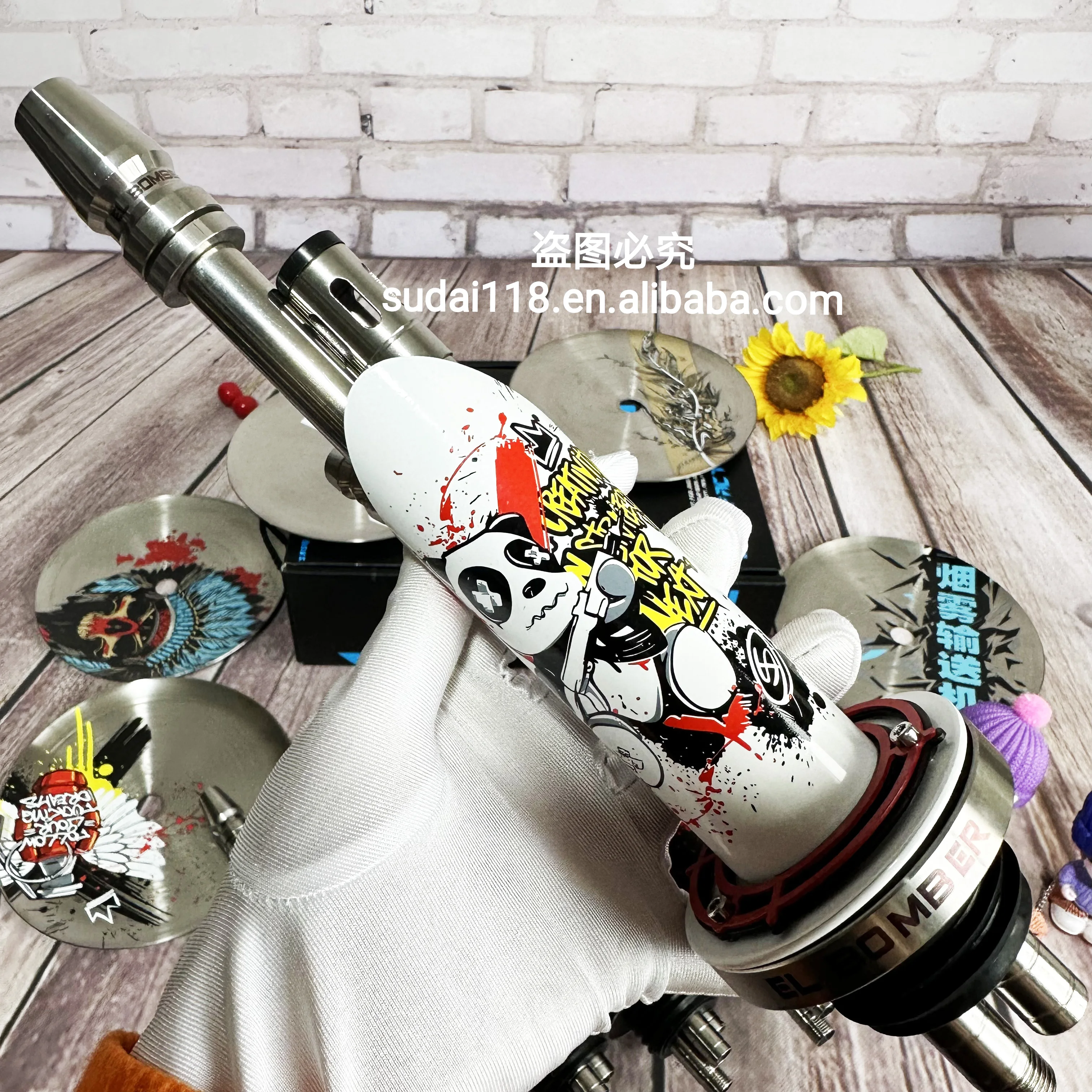 Factory Customized EL-Bomber Kung Fu Panda Luxury Stainless Steel Hookah Russian Style Lighters & for Smoking Accessories Gift