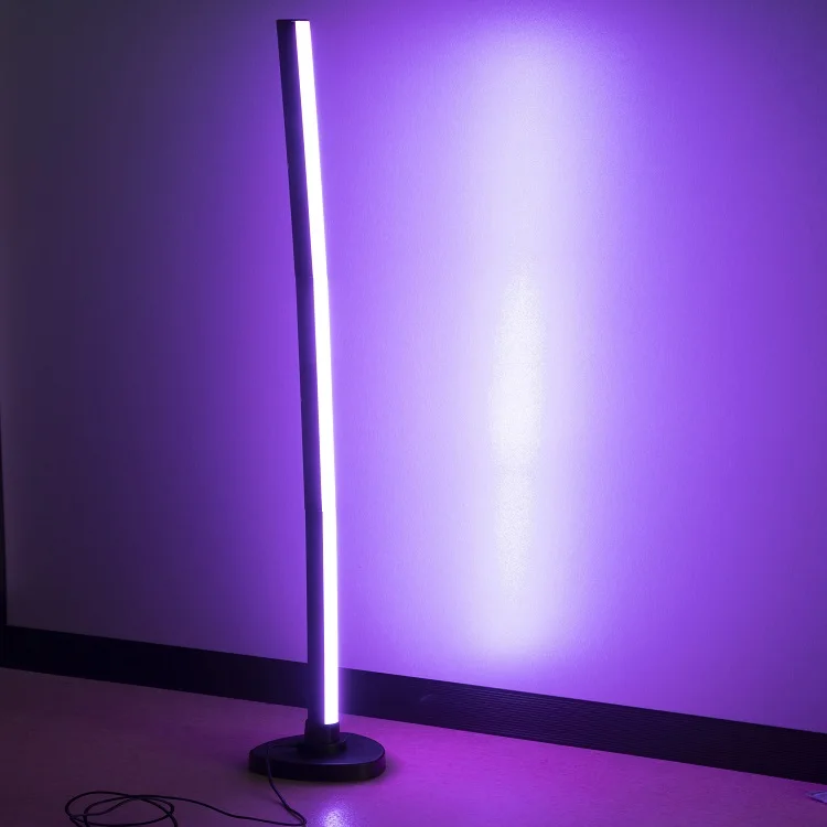 floor lamp-3.jpg