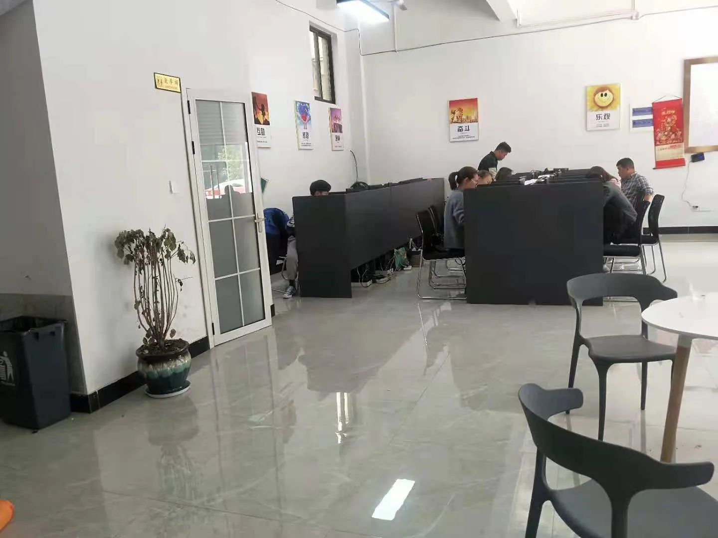 Yiwu Yongsu E-Commerce Co., Ltd.