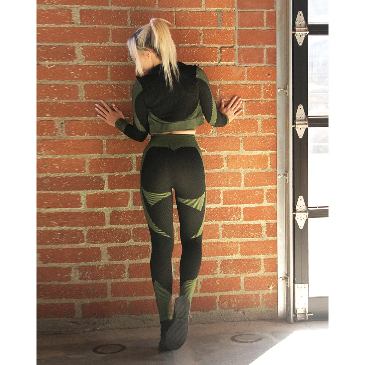 //sc04.alicdn.com/kf/H0653ba97a2fe4af6800d6f75fe34ed82D/969787196/H0653ba97a2fe4af6800d6f75fe34ed82D.png_100x100