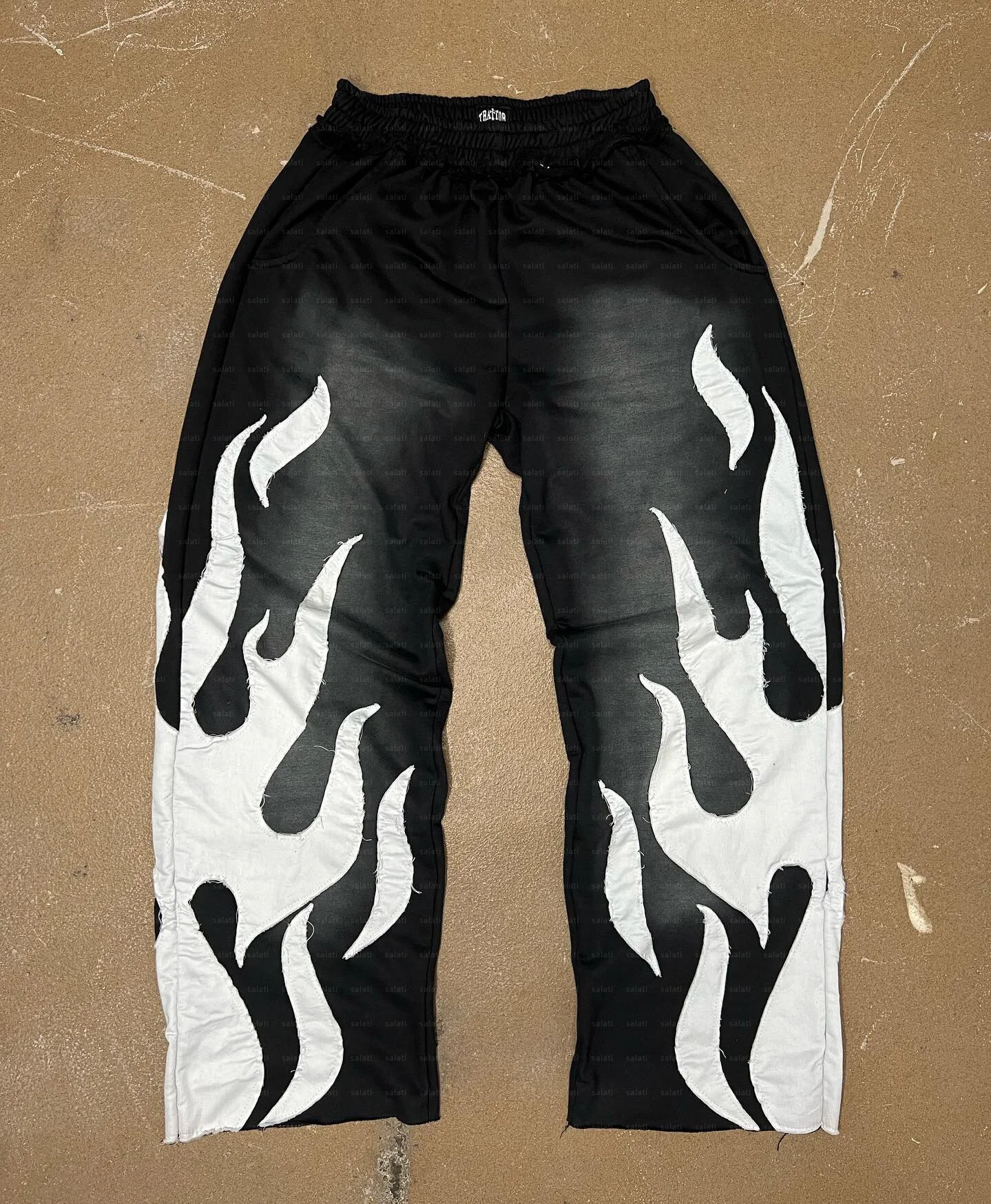 Custom Loose Fit Sweat Pants Cotton Fleece Applique Embroidery Patches Sun Faded Distressed Acid Wash Flared Sweatpants for Men gallery 7