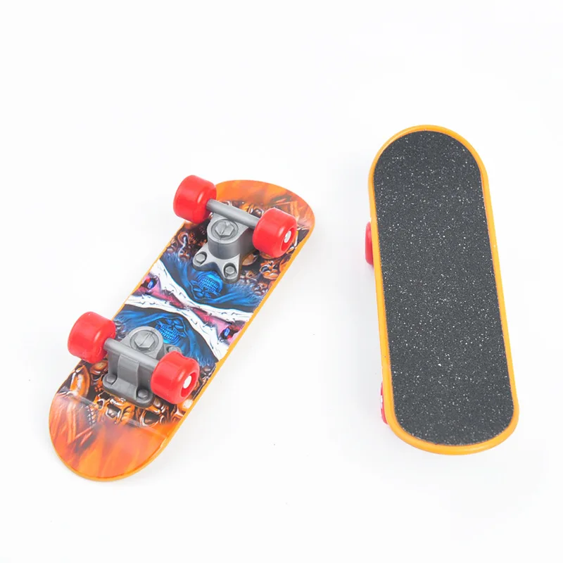 Pet Bird Toys Mini Training Skateboard Toy Mini Slide Plate for Budgies Parakeet Funny Toy Intelligence Bird Accessories